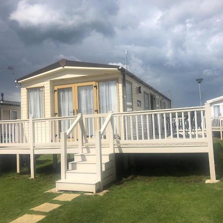 Vista Caravan Hire Seasalter Buitenkant foto