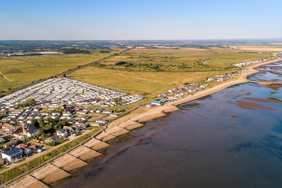 Vista Caravan Hire Seasalter Buitenkant foto